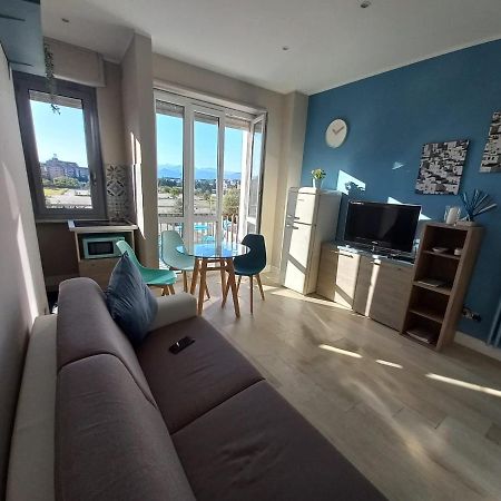 A Due Passi Metro Italia '61 Apartman Torino Kültér fotó